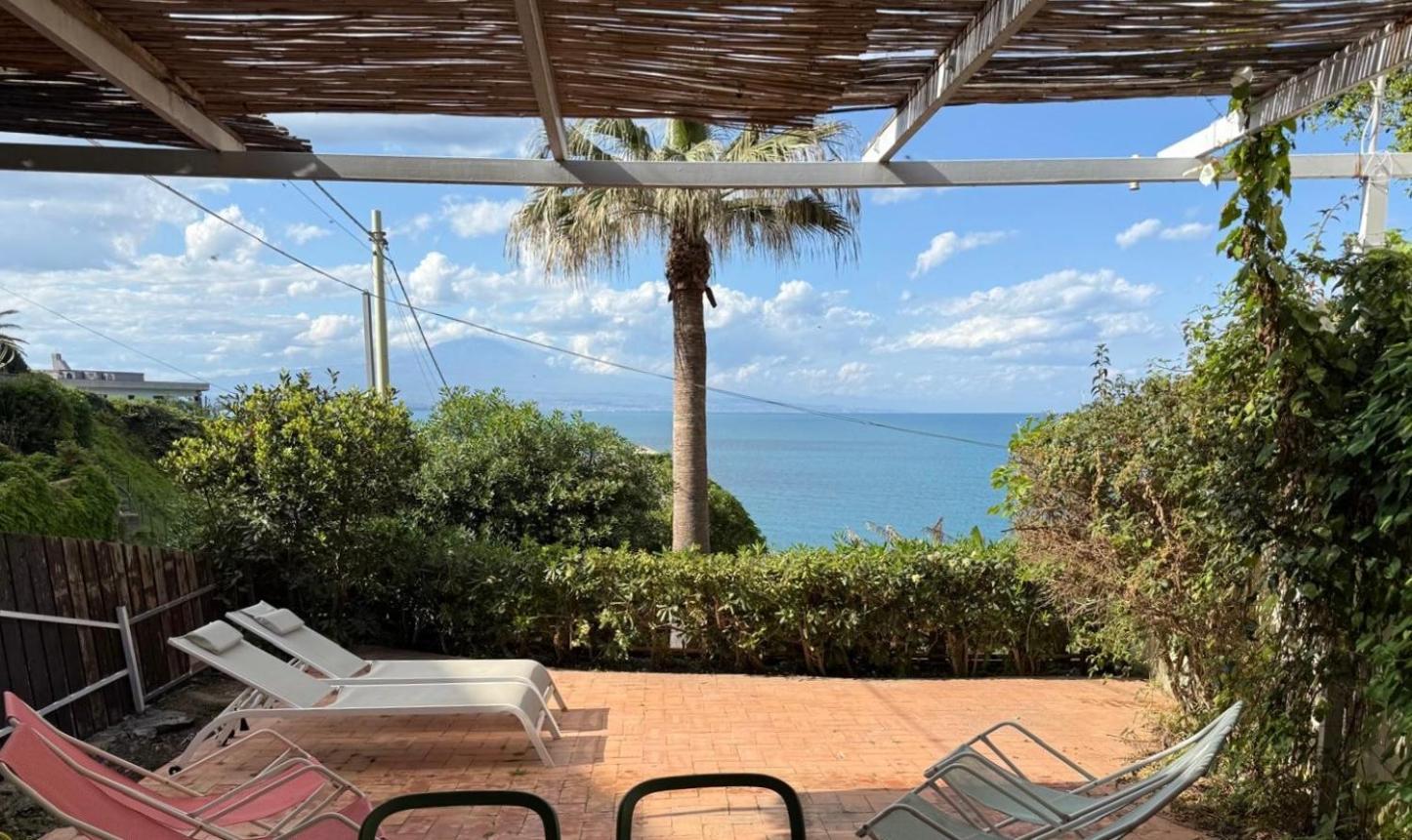 Tambu A Mare Villa Augusta Eksteriør billede